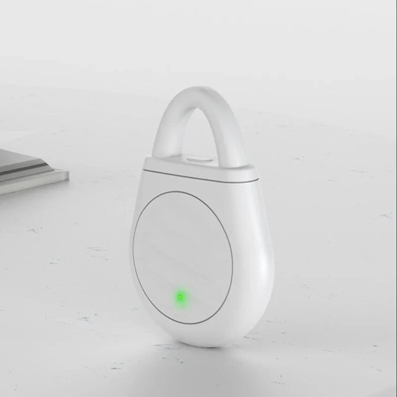 🔥Limited time offer Buy 3 get 2 free!🐦No more trouble from birds, beasts and locusts!Portable Ultrasonic Bird Repellent Keychain