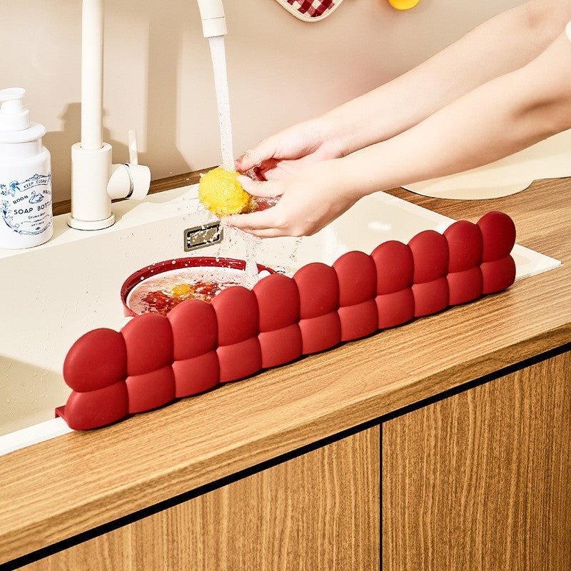 💦 Silicone Sink Splash Guard – Keep Counters Dry & Splash-Free