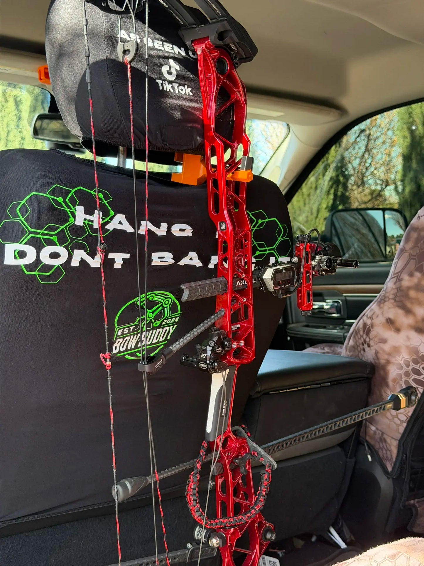 Twist-On 3.0 Bow Buddy Universal Bow Hanger for Trucks & SUVs